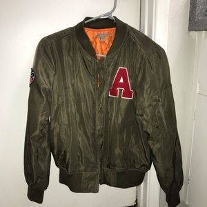 Women’s bomber jacket